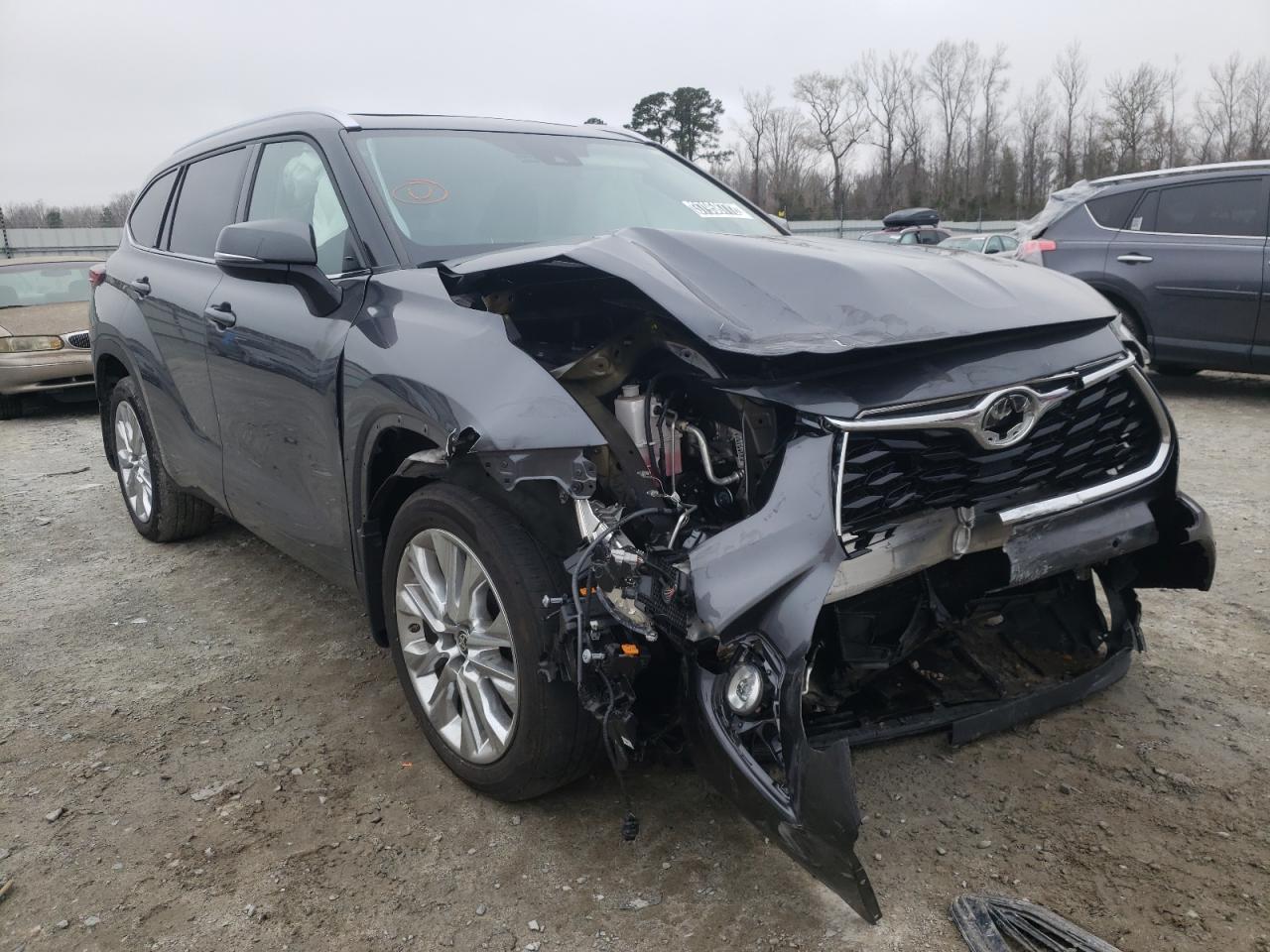 Photo 9 from auction – 2020 TOYOTA HIGHLANDER with VIN 5TDDZRBH4LS046091
