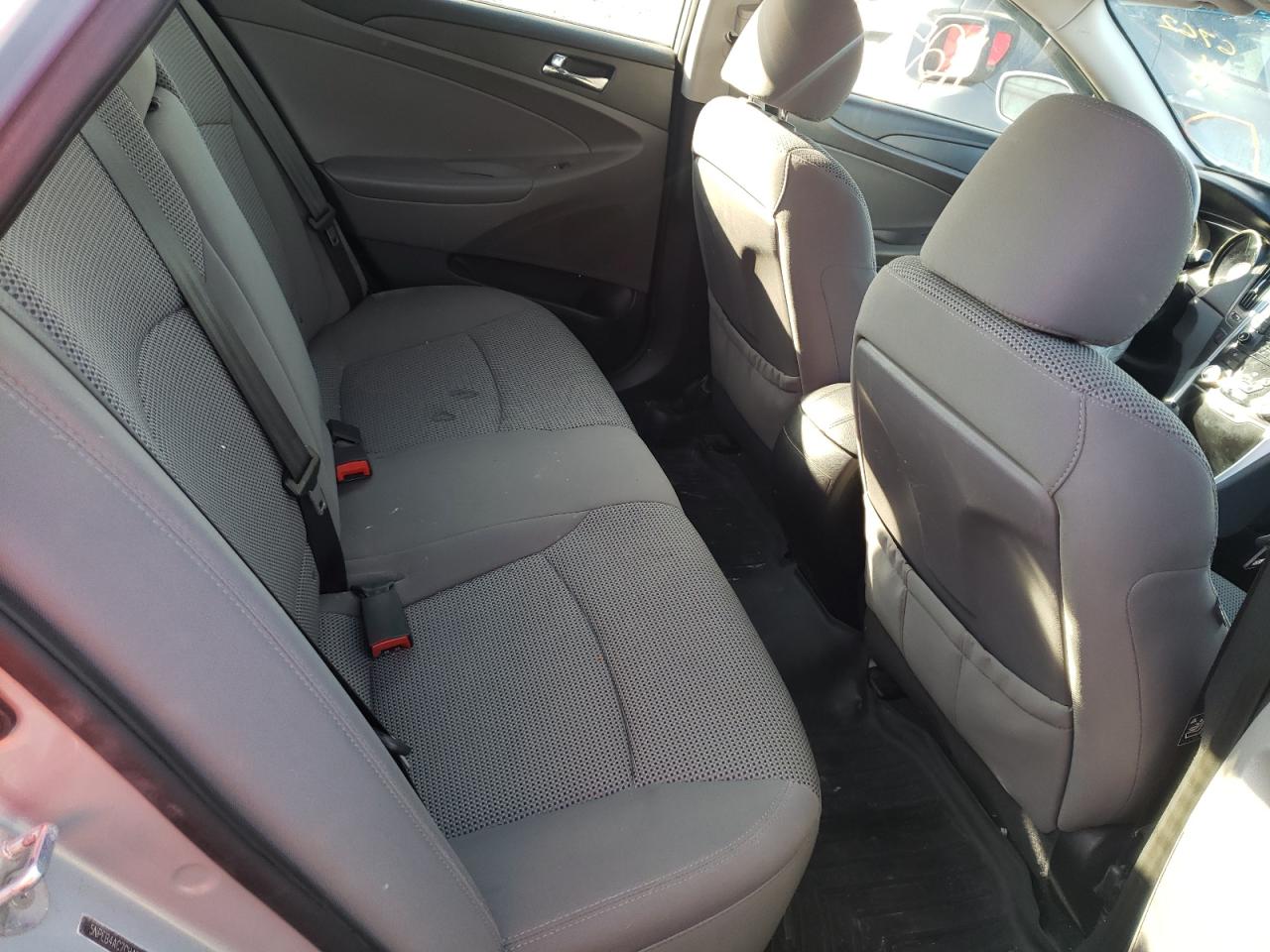 Photo 6 from auction – 2012 HYUNDAI SONATA GLS with VIN 5NPEB4AC7CH496762