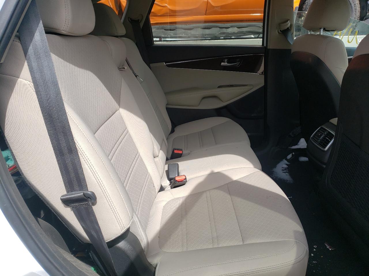Photo 6 from auction – 2018 KIA SORENTO LX with VIN 5XYPG4A36JG345264