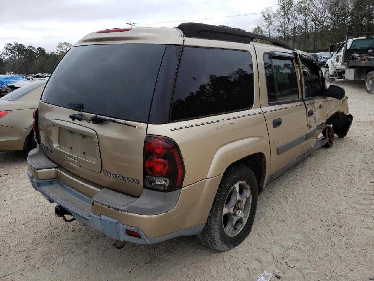 Photo 4 from auction – 2004 CHEVROLET TRAILBLAZE with VIN 1GNET16S446186387