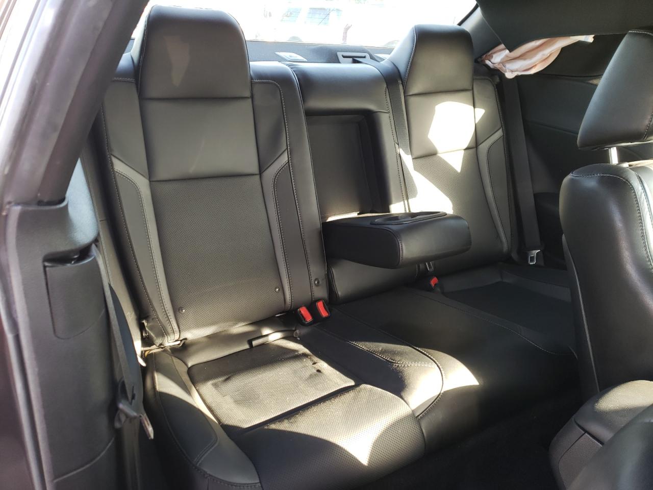 Photo 6 from auction – 2018 DODGE CHALLENGER with VIN 2C3CDZAG5JH333586