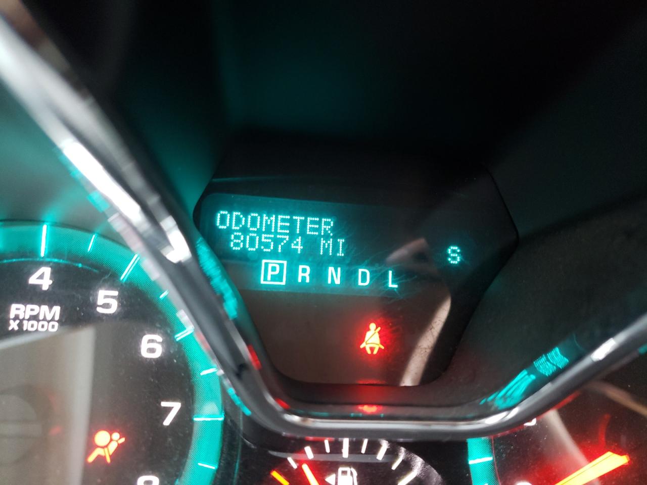 Photo 8 from auction – 2017 CHEVROLET TRAVERSE L with VIN 1GNKRGKD3HJ350520
