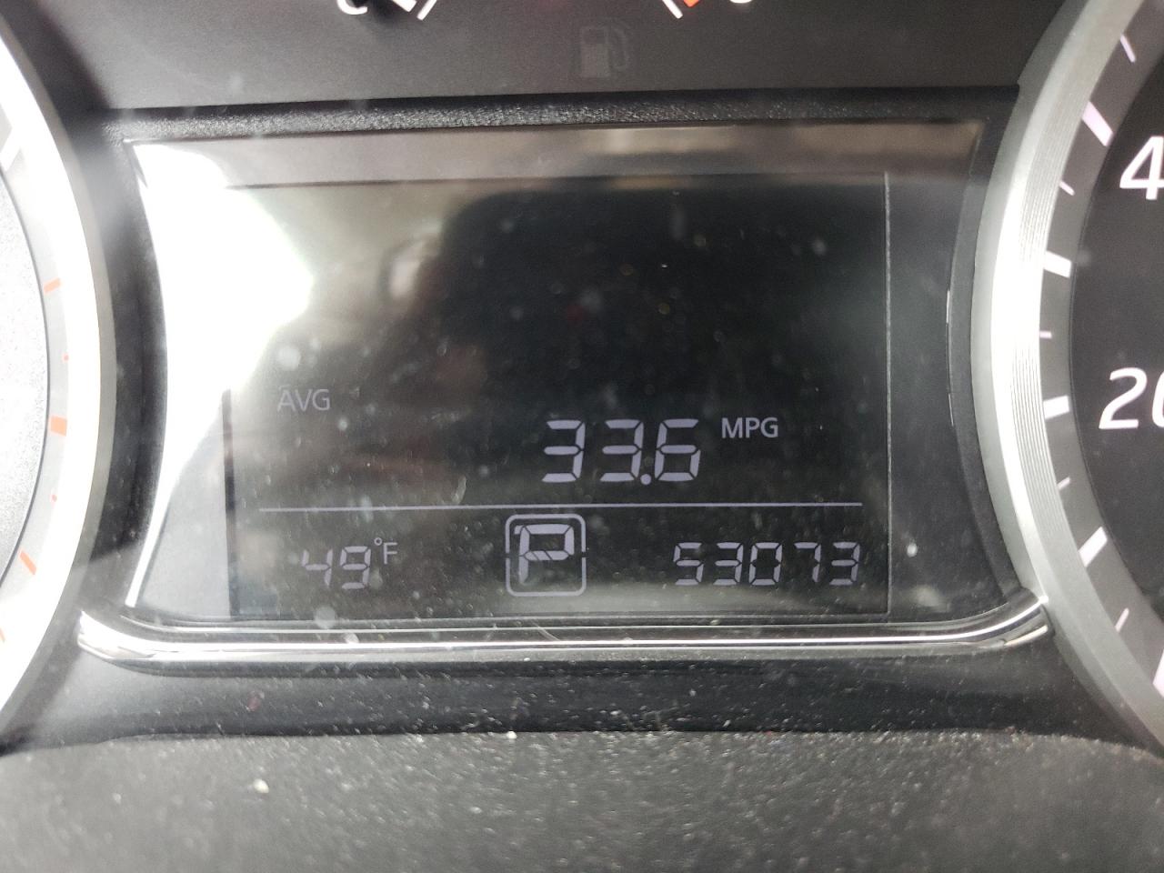 Photo 8 from auction – 2015 NISSAN SENTRA S with VIN 3N1AB7AP3FL682793