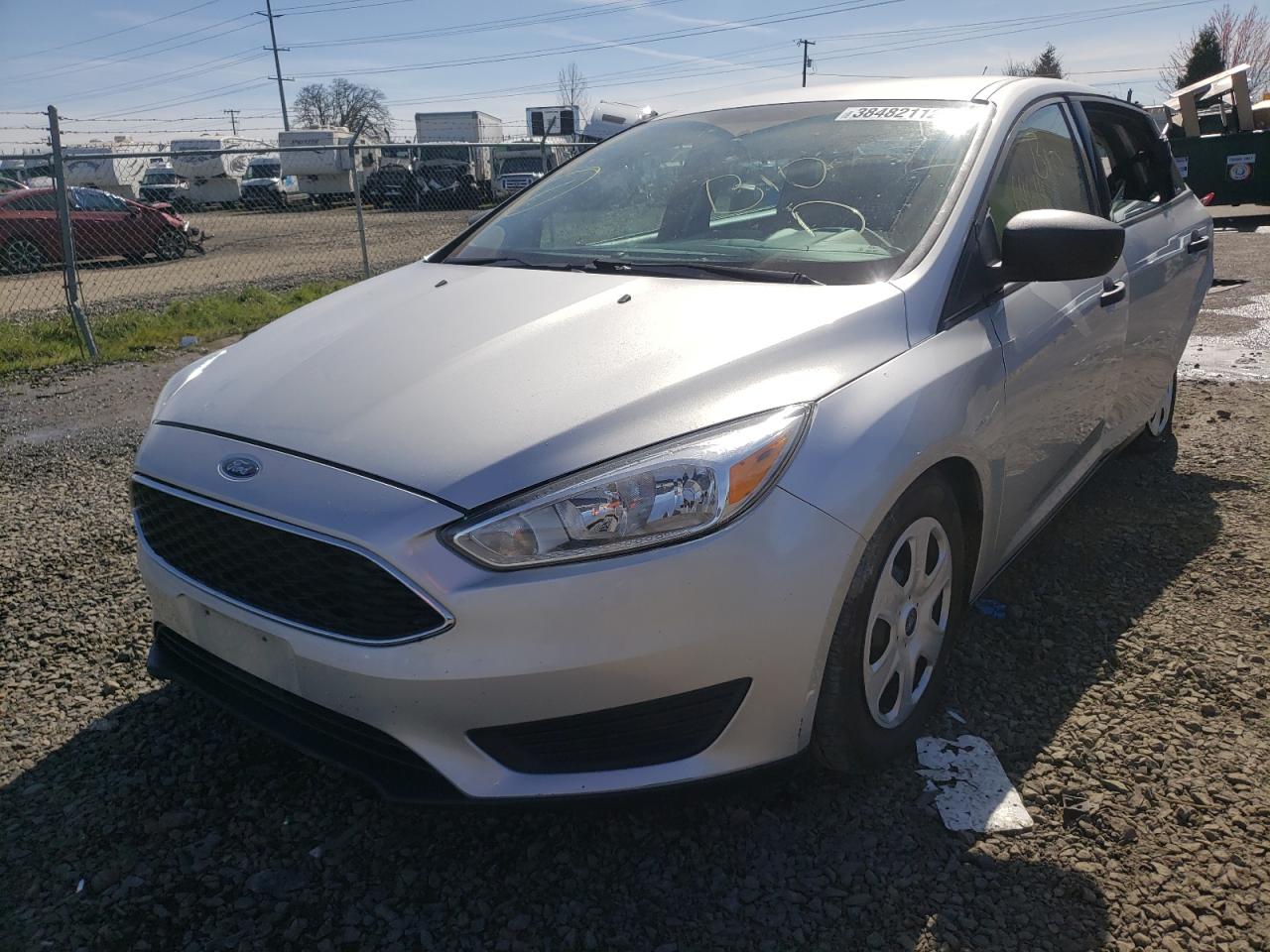 Photo 2 from auction – 2015 FORD FOCUS S with VIN 1FADP3E25FL375629