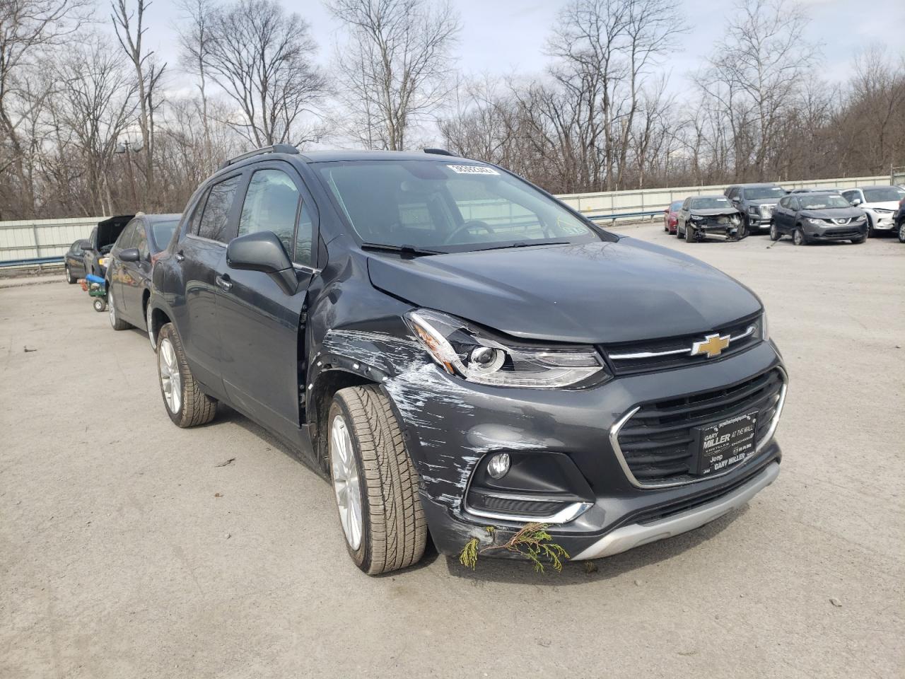 CHEVROLET TRAX PREMI 2017 with VIN 3GNCJRSB7HL252587 - Photo from auction