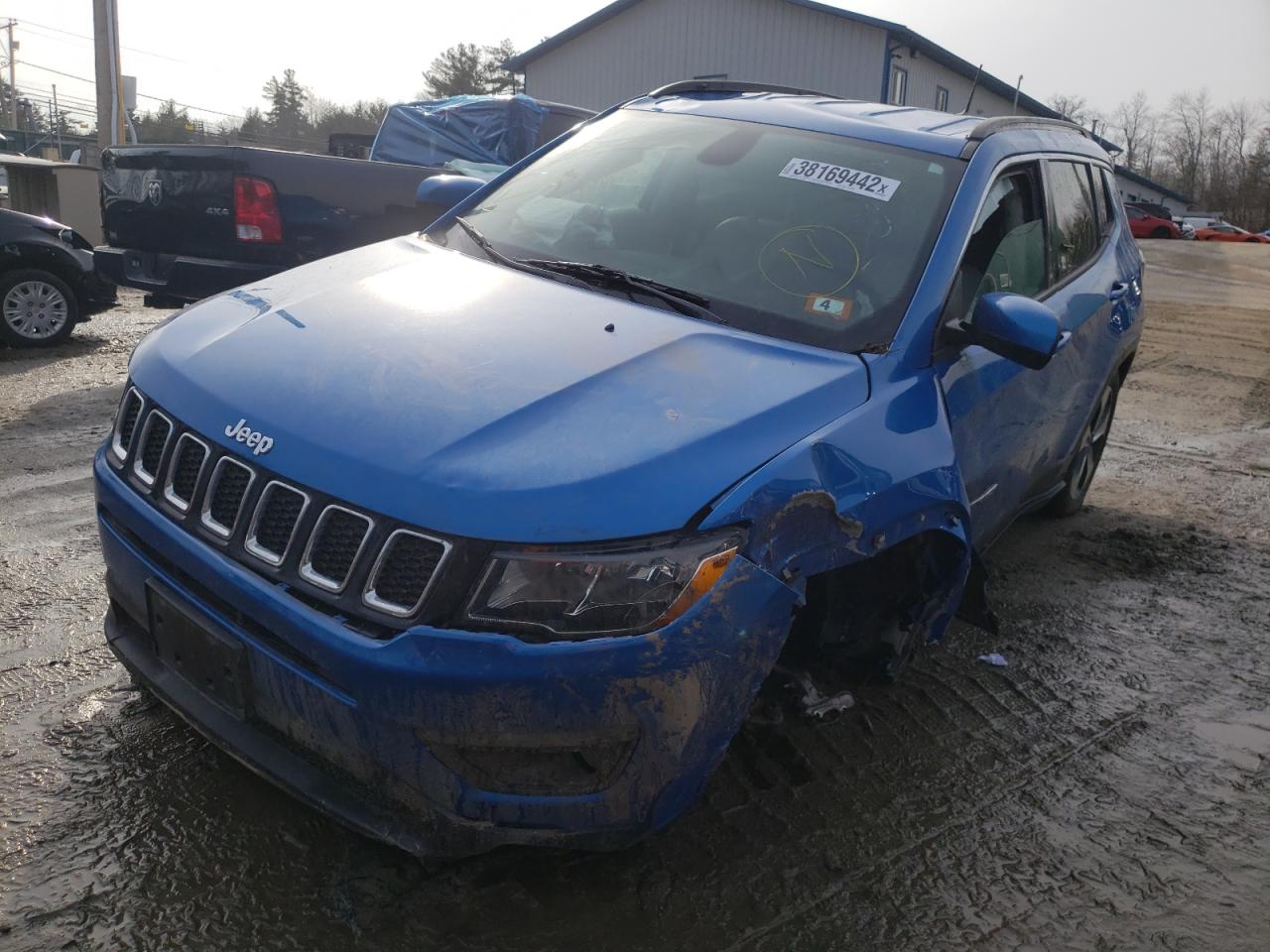 Photo 2 from auction – 2018 JEEP COMPASS LA with VIN 3C4NJDBB0JT212071