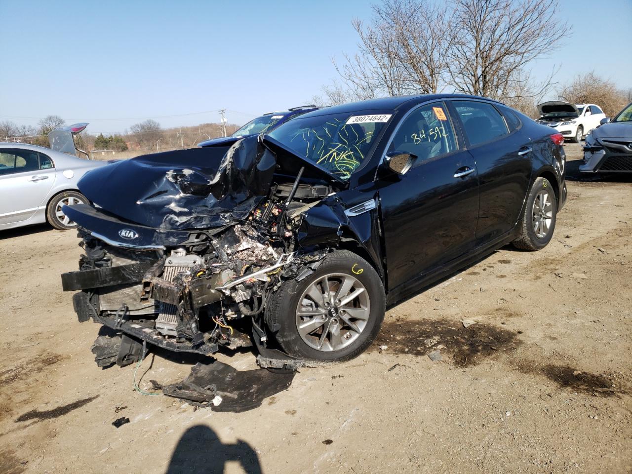 Photo 2 from auction – 2016 KIA OPTIMA LX with VIN 5XXGT4L16GG035622