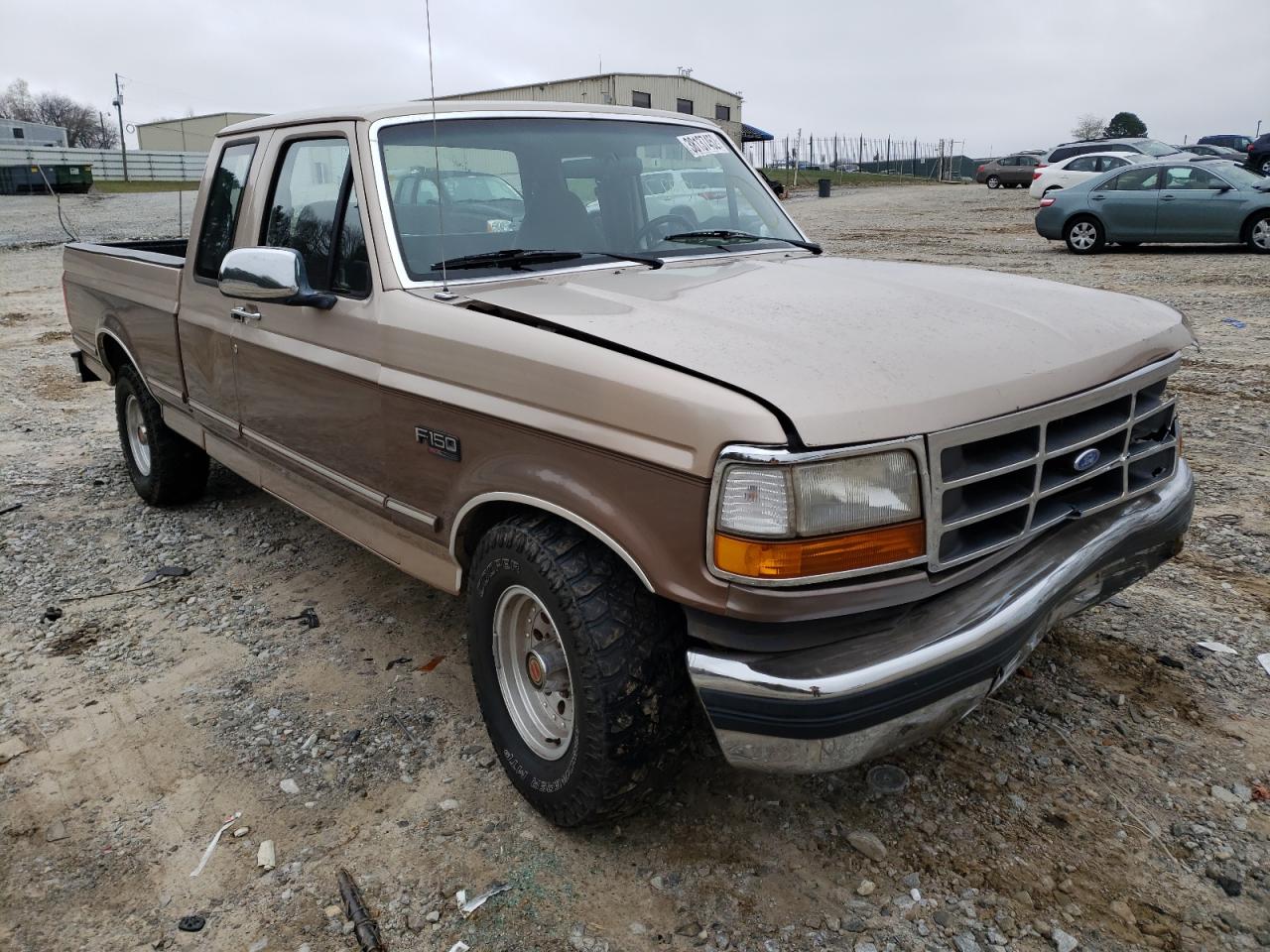 FORD F150 1992 with VIN 1FTEX15N5NKB43954 - Photo from auction