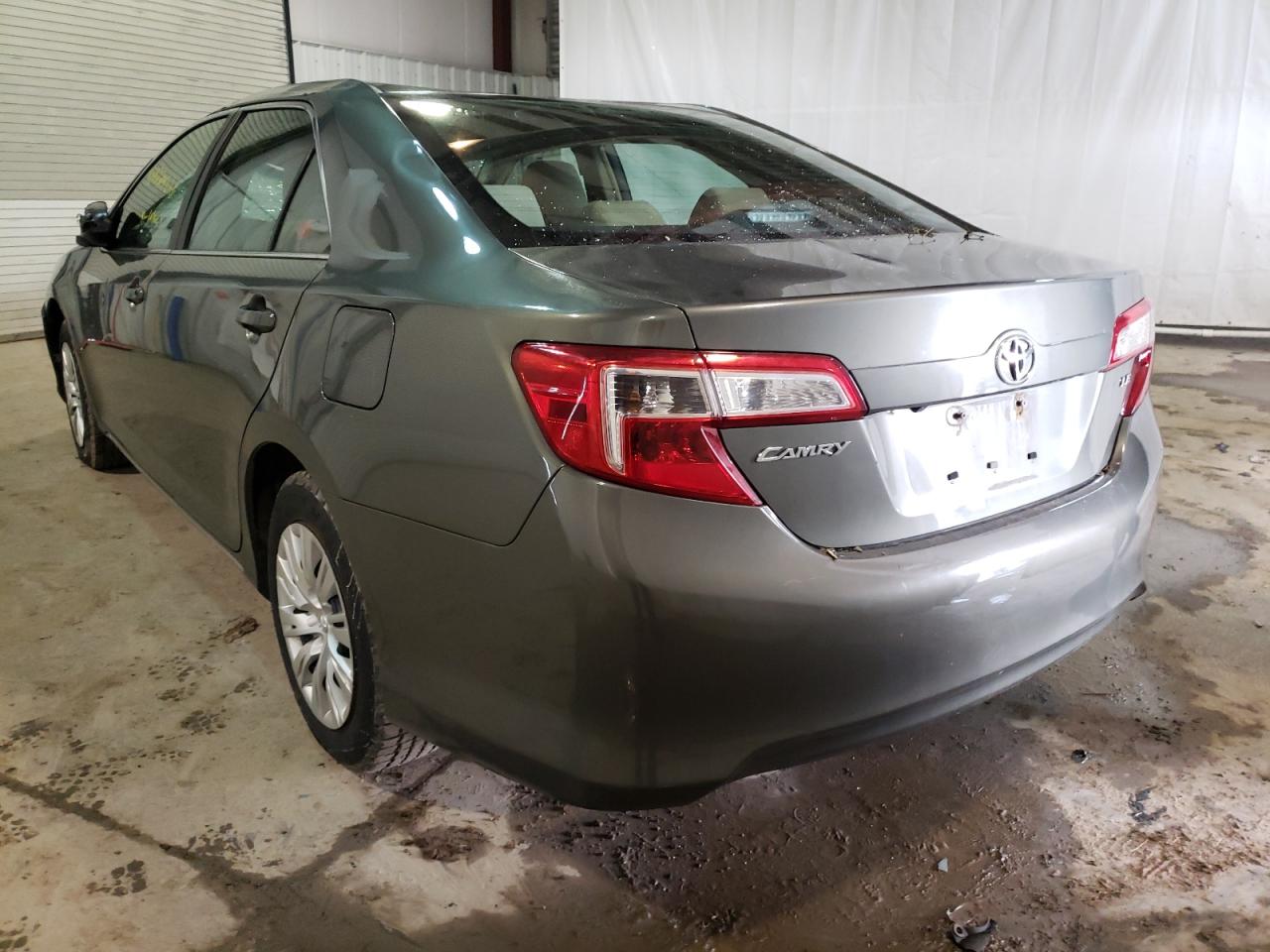 Photo 3 from auction – 2014 TOYOTA CAMRY L with VIN 4T1BF1FK2EU856935