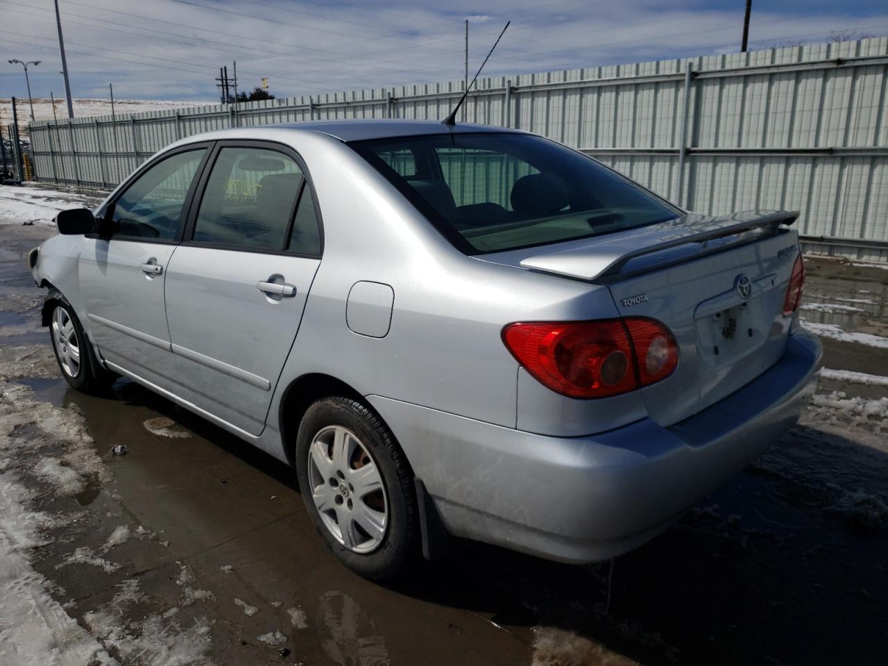 Photo 3 from auction – 2006 TOYOTA COROLLA CE with VIN 1NXBR30E06Z571626