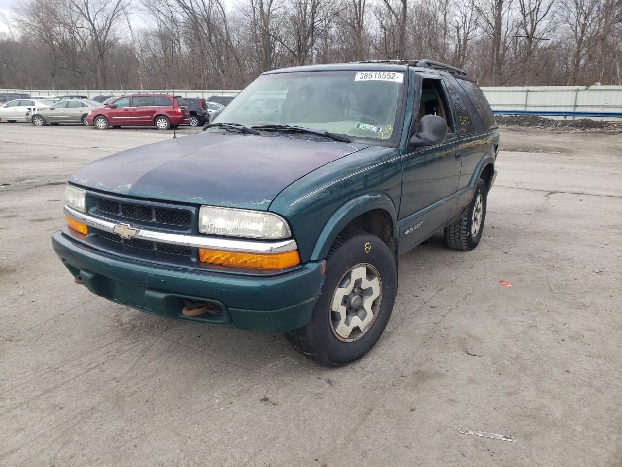 Photo 2 from auction – 1998 CHEVROLET BLAZER with VIN 1GNCT18W3WK190769