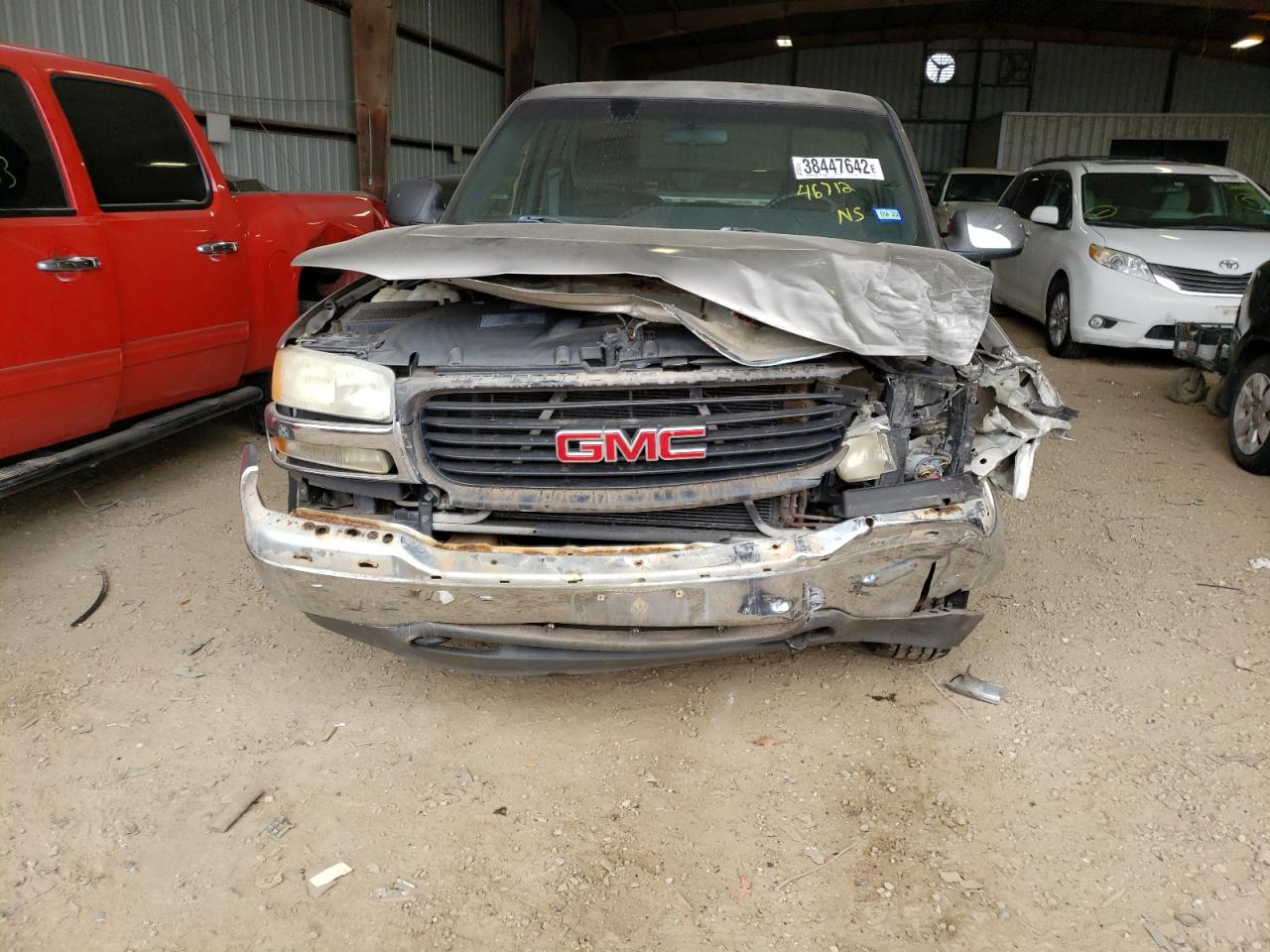 Photo 9 from auction – 2001 GMC NEW SIERRA with VIN 1GTEC14V01E123858