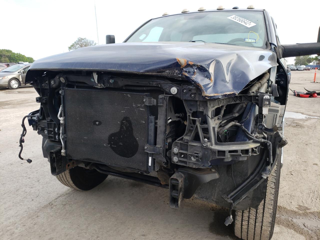 Photo 9 from auction – 2017 RAM 2500 ST with VIN 3C6UR5CL9HG634979