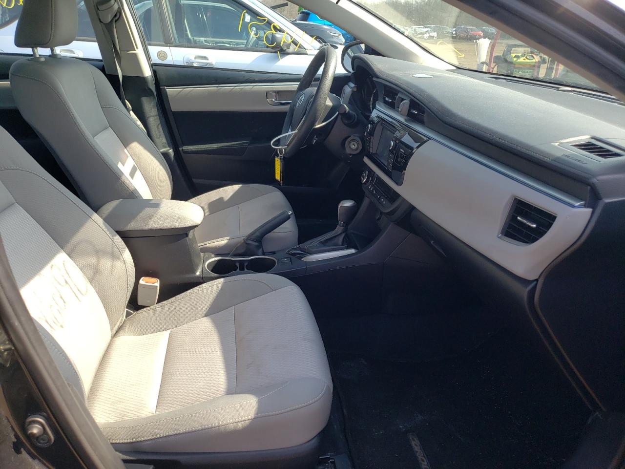 Photo 5 from auction – 2014 TOYOTA COROLLA L with VIN 2T1BURHE2EC162601