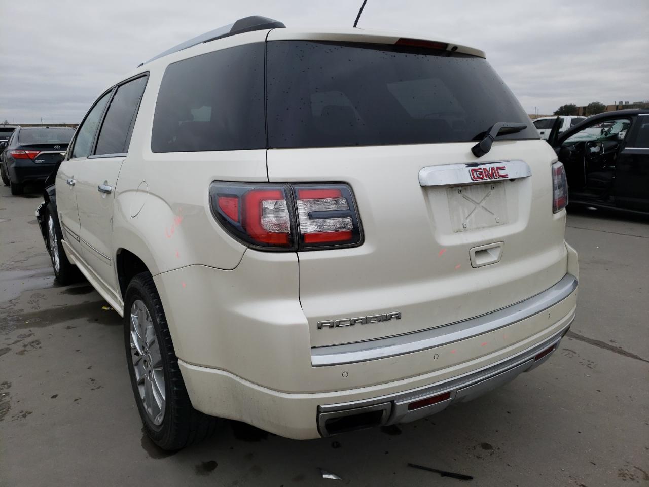 Photo 3 from auction – 2015 GMC ACADIA DEN with VIN 1GKKRTKD5FJ276326