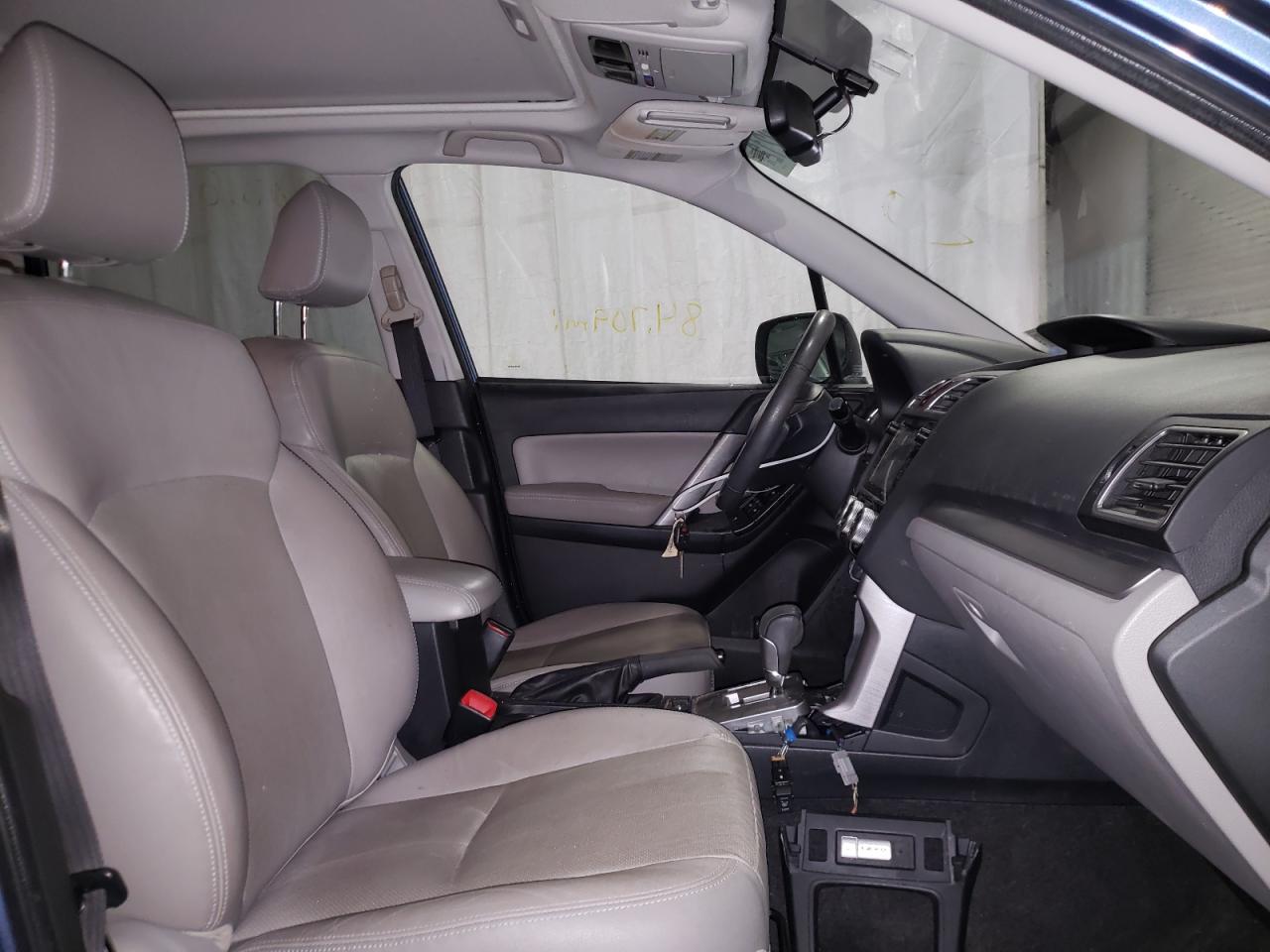 Photo 5 from auction – 2016 SUBARU FORESTER 2 with VIN JF2SJAHC6GH542002
