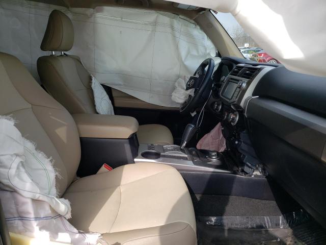 Photo 5 from auction – 2017 TOYOTA 4RUNNER SR with VIN JTEBU5JR0H5479733