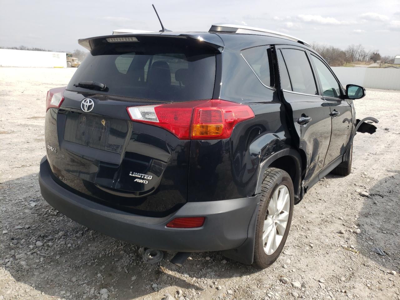 Photo 4 from auction – 2015 TOYOTA RAV4 LIMIT with VIN 2T3DFREVXFW390778