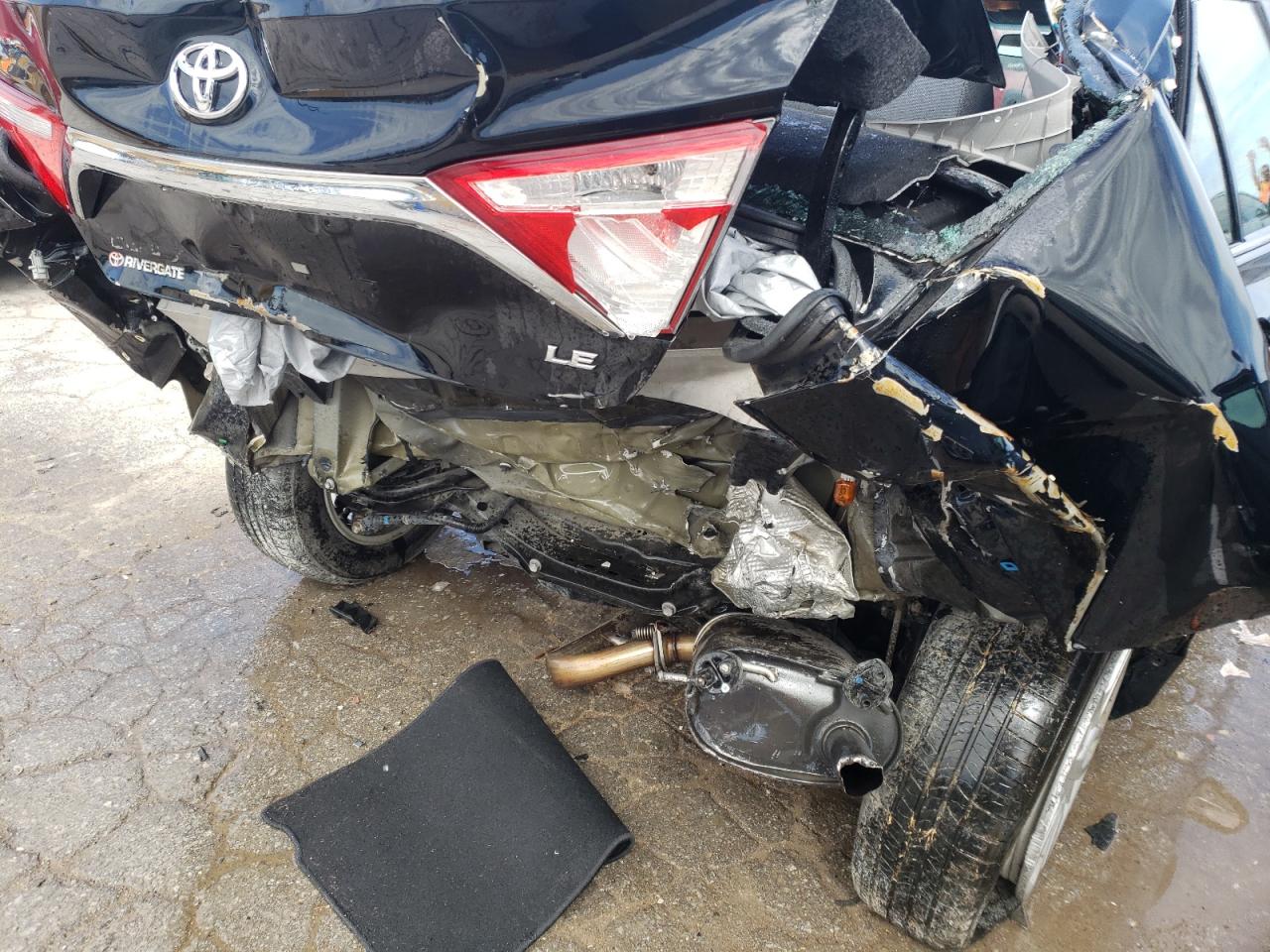 Photo 9 from auction – 2016 TOYOTA CAMRY LE with VIN 4T1BF1FK4GU215501