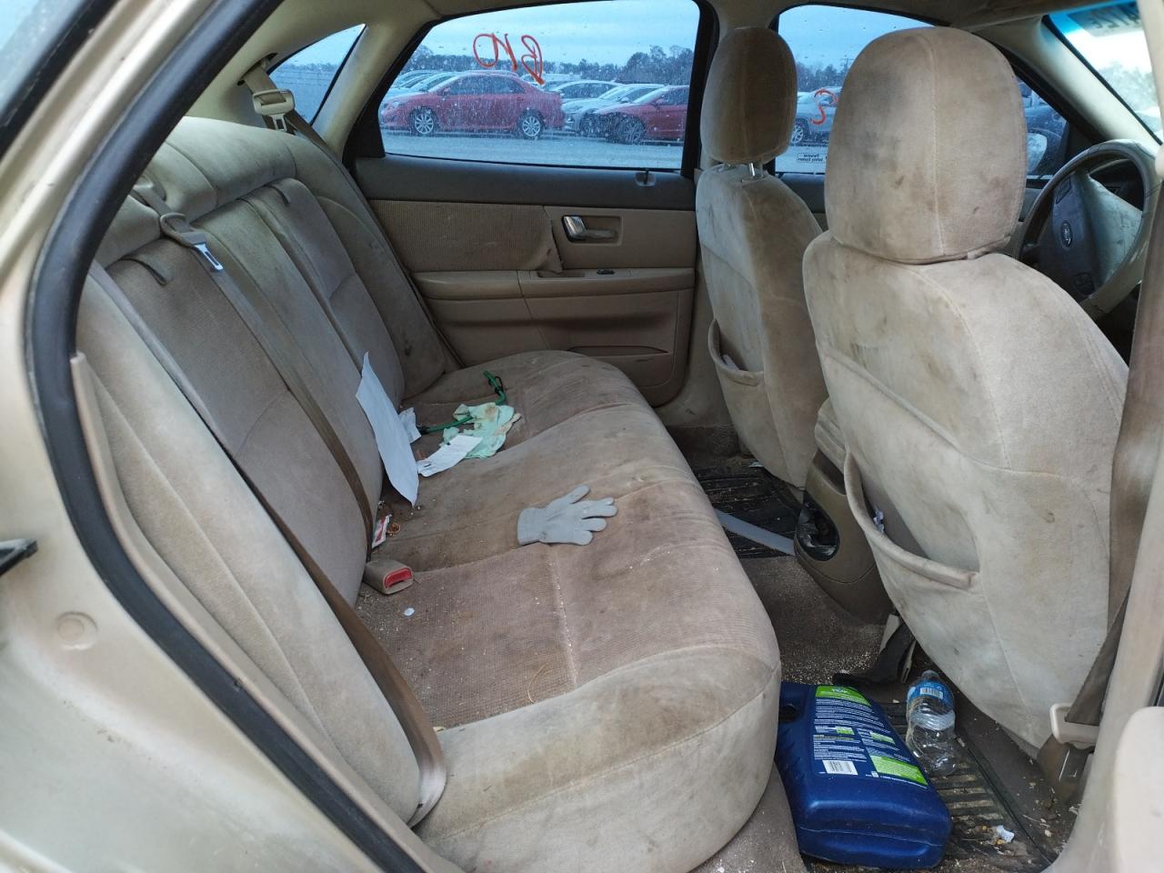 Photo 6 from auction – 2001 FORD TAURUS SES with VIN 1FAFP55U11G213505