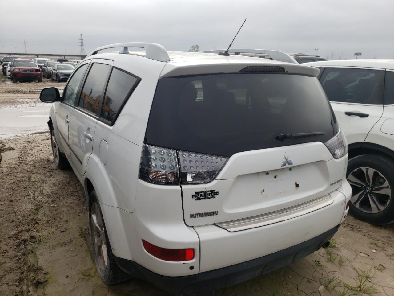 Photo 3 from auction – 2007 MITSUBISHI OUTLANDER with VIN JA4MS41X47U011952