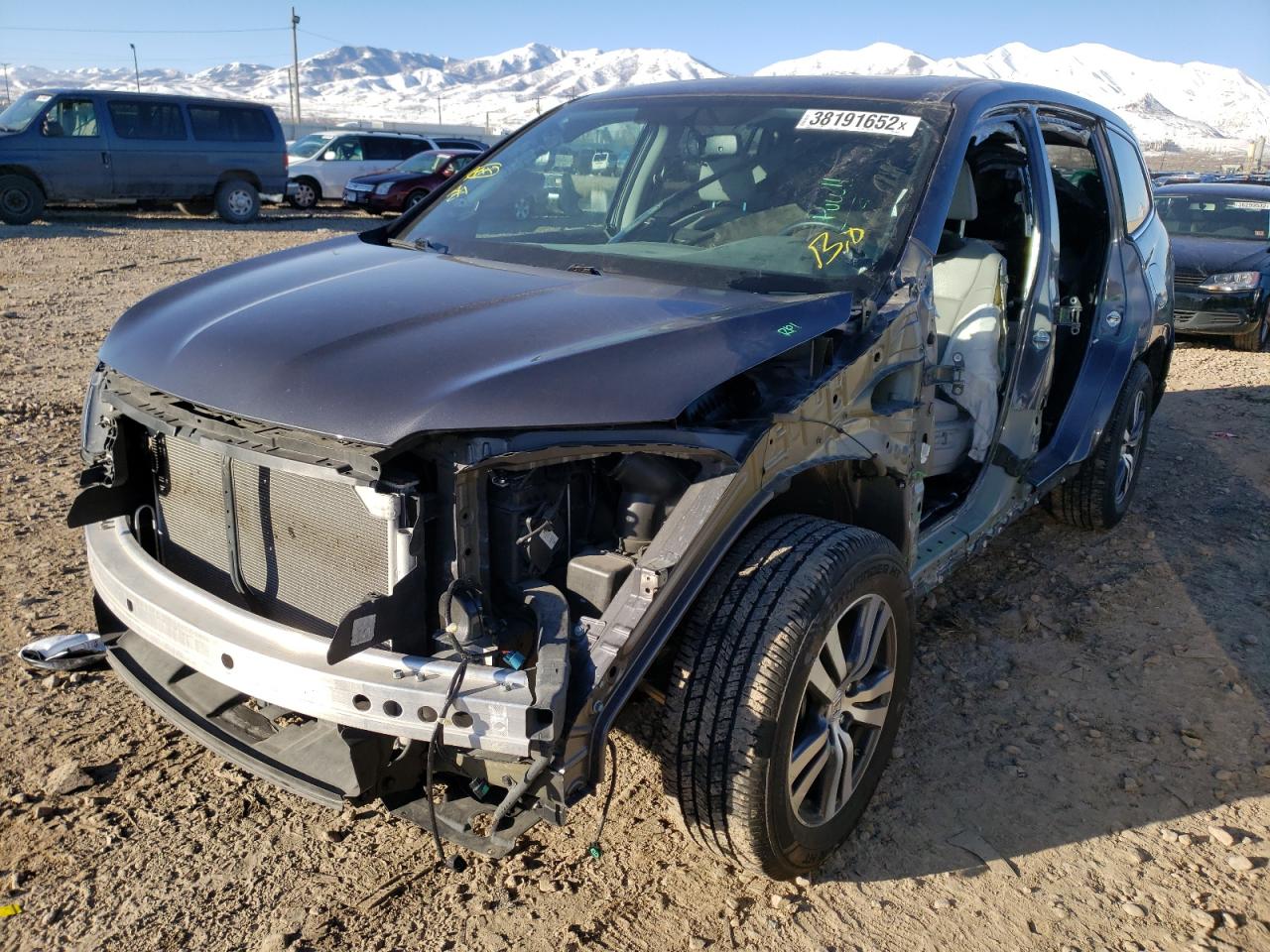 Photo 2 from auction – 2018 HONDA PILOT EXL with VIN 5FNYF6H58JB066254