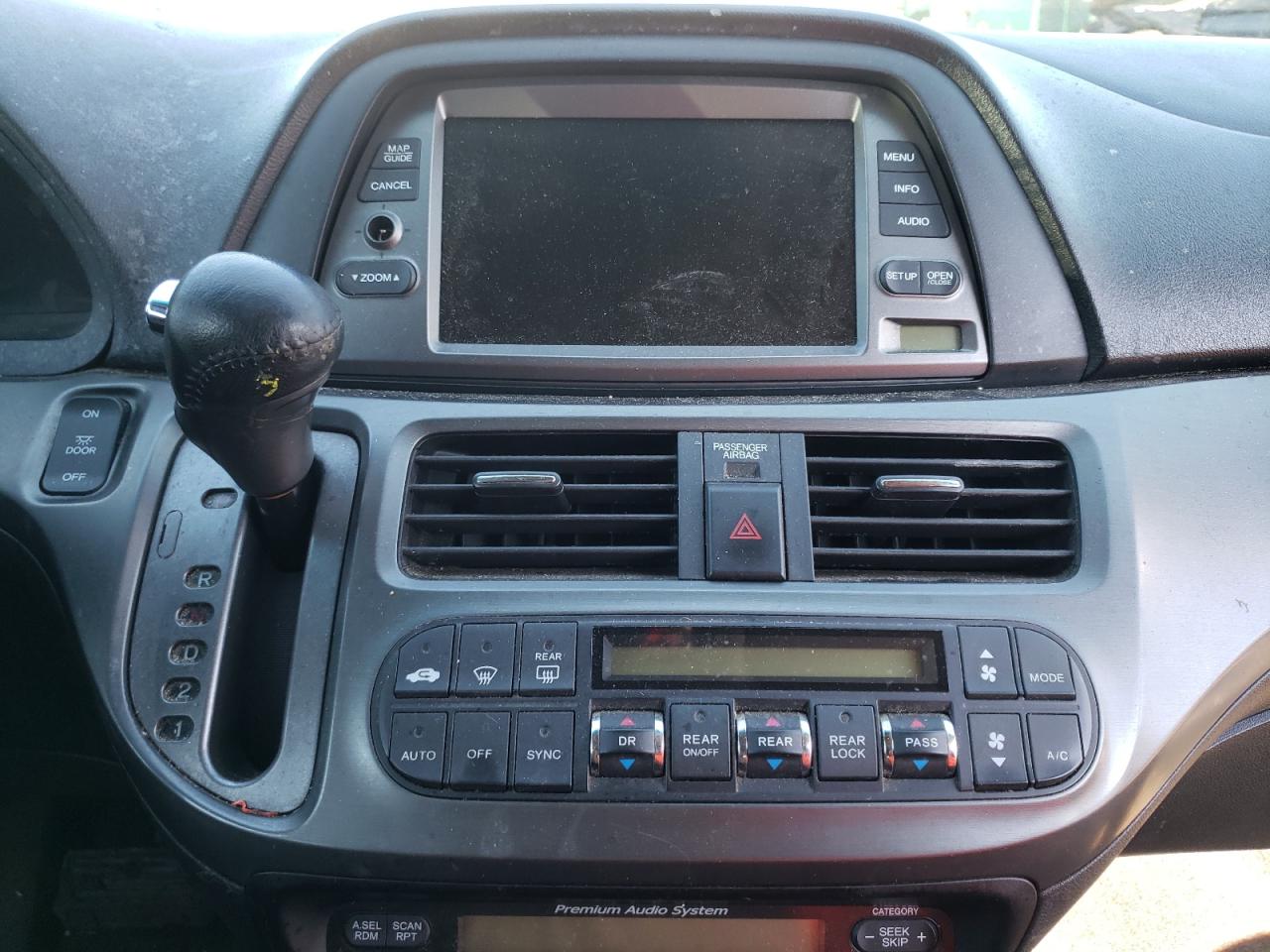 Photo 9 from auction – 2007 HONDA ODYSSEY with VIN 5FNRL388X7B065640