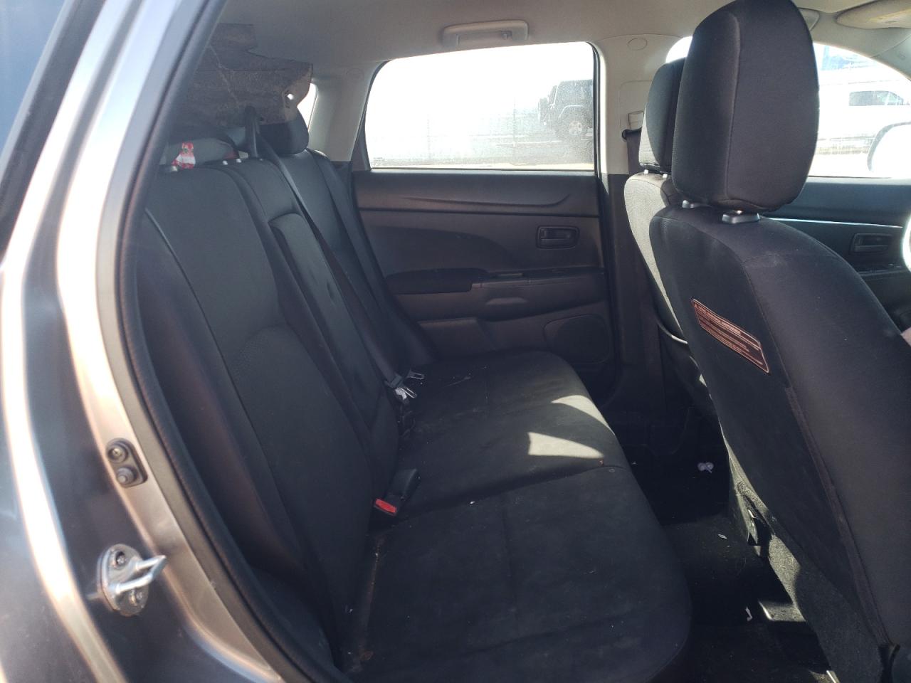 Photo 6 from auction – 2014 MITSUBISHI OUTLANDER with VIN 4A4AR3AU0EE002220