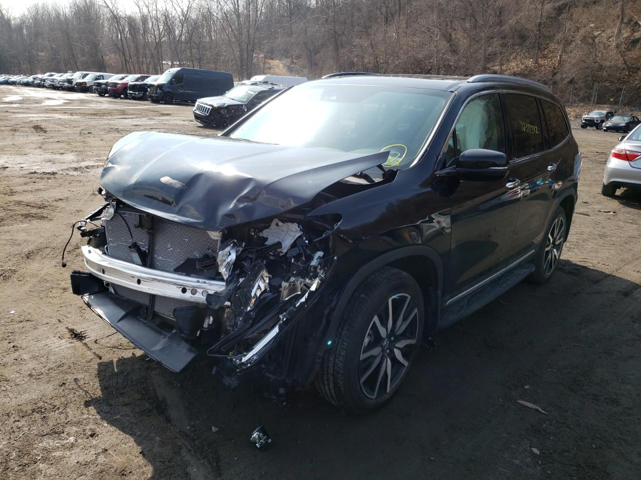 Photo 2 from auction – 2022 HONDA PILOT ELIT with VIN 5FNYF6H08NB030087