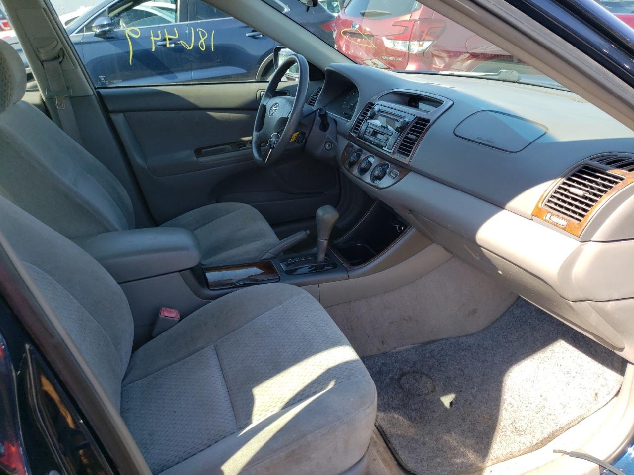 Photo 5 from auction – 2004 TOYOTA CAMRY LE with VIN 4T1BE32K84U332756