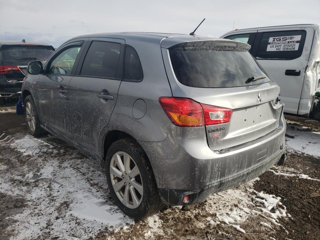 Photo 3 from auction – 2015 MITSUBISHI OUTLANDER with VIN 4A4AP3AU4FE038645