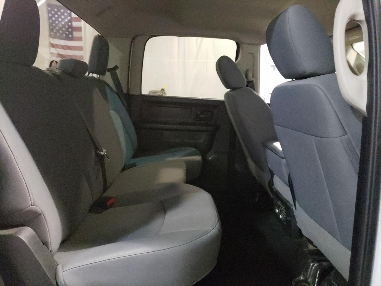 Photo 6 from auction – 2016 RAM 2500 ST with VIN 3C6UR5CJ2GG307367