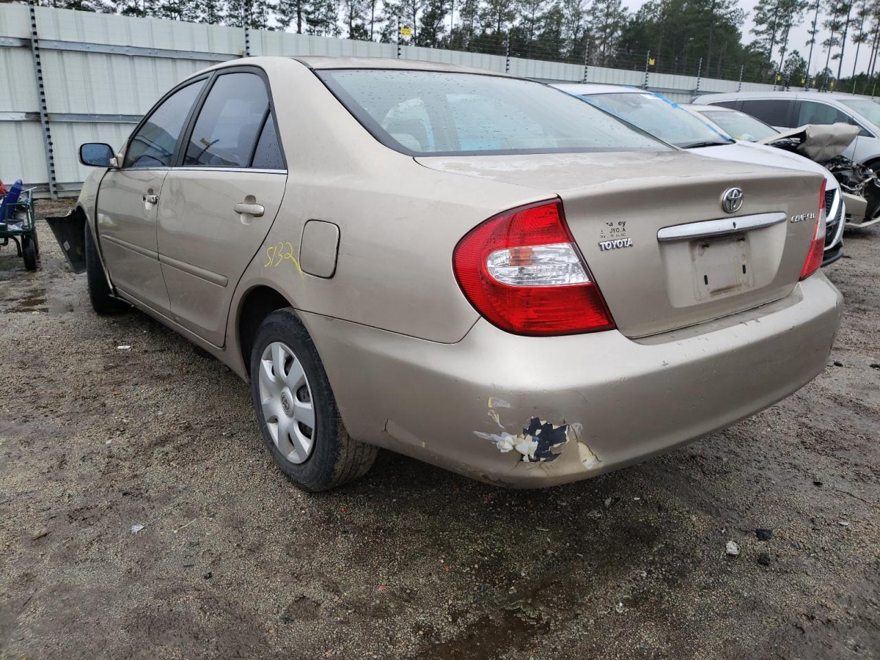 Photo 3 from auction – 2003 TOYOTA CAMRY LE with VIN 4T1BE32K33U130017