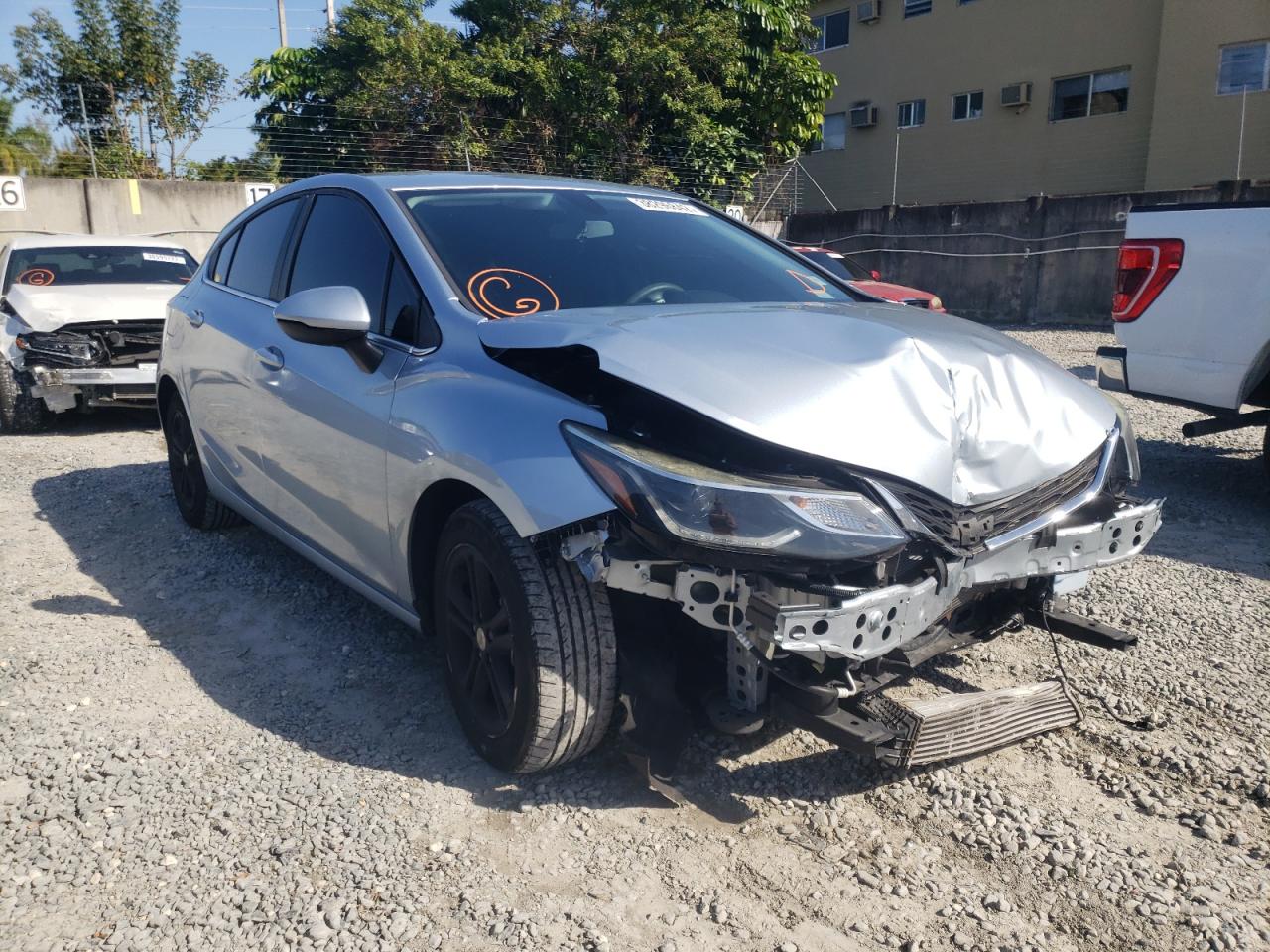 CHEVROLET CRUZE LT 2017 with VIN 3G1BE6SM2HS552609 - Photo from auction