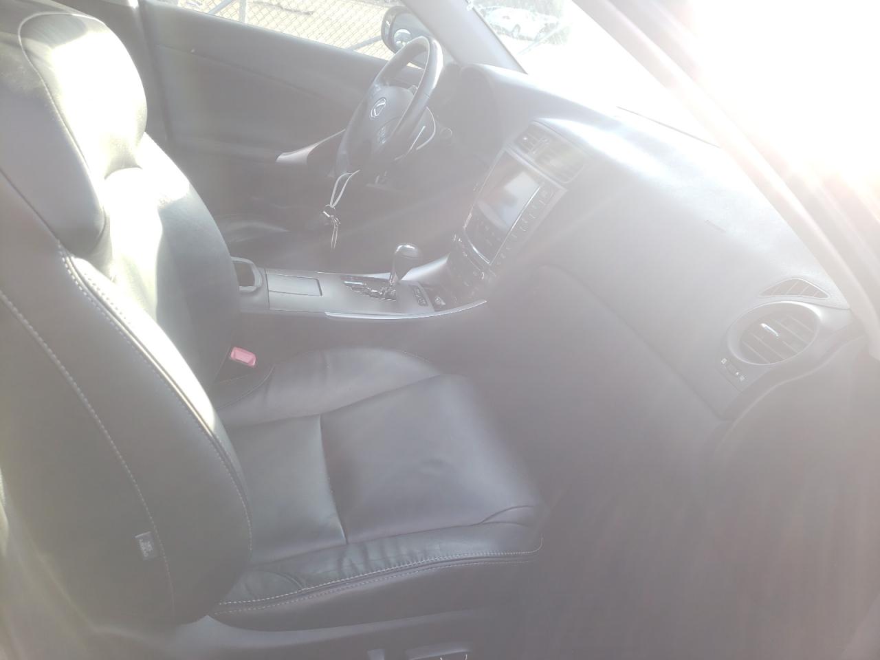 Photo 5 from auction – 2010 LEXUS IS 250 with VIN JTHCF5C2XA5042863