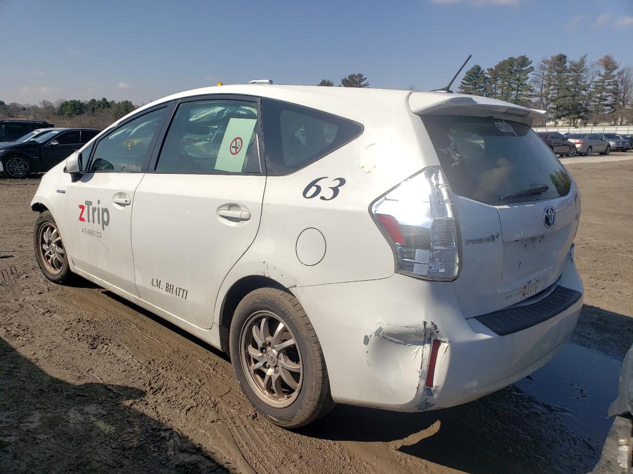 Photo 3 from auction – 2014 TOYOTA PRIUS V with VIN JTDZN3EU9E3329906