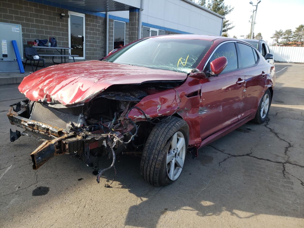 Photo 2 from auction – 2015 KIA OPTIMA LX with VIN 5XXGM4A71FG415387