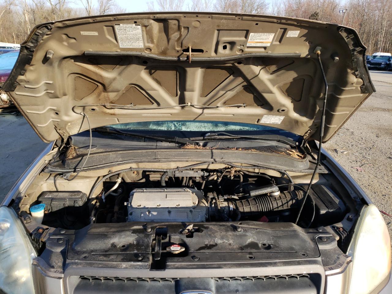 Photo 7 from auction – 2004 HONDA PILOT EXL with VIN 2HKYF18534H598231