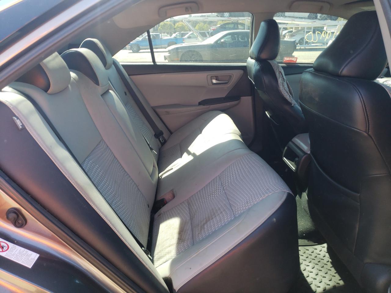 Photo 6 from auction – 2015 TOYOTA CAMRY LE with VIN 4T1BF1FK4FU058857