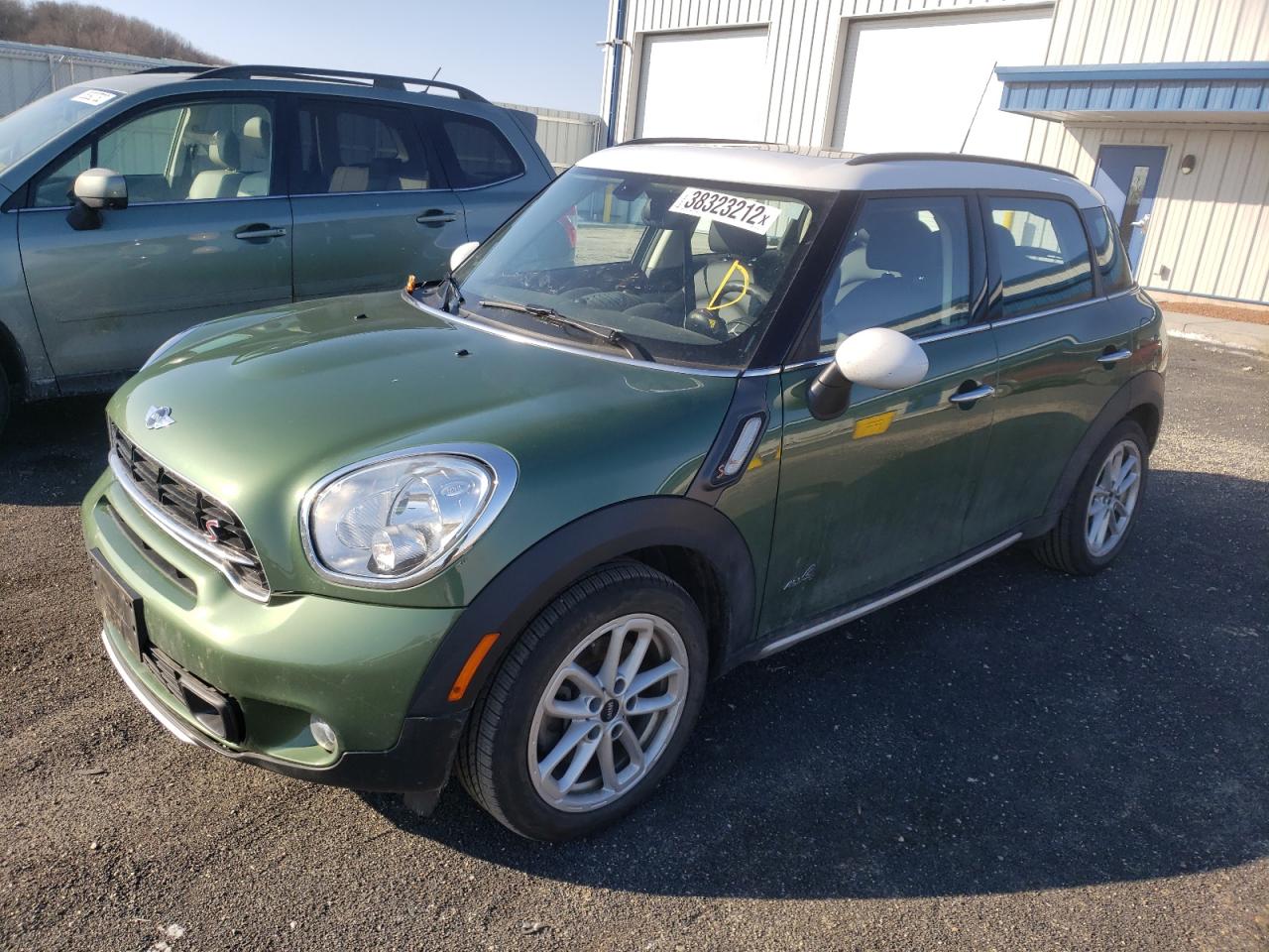 Photo 2 from auction – 2016 MINI COOPER S C with VIN WMWZC5C58GWU02856