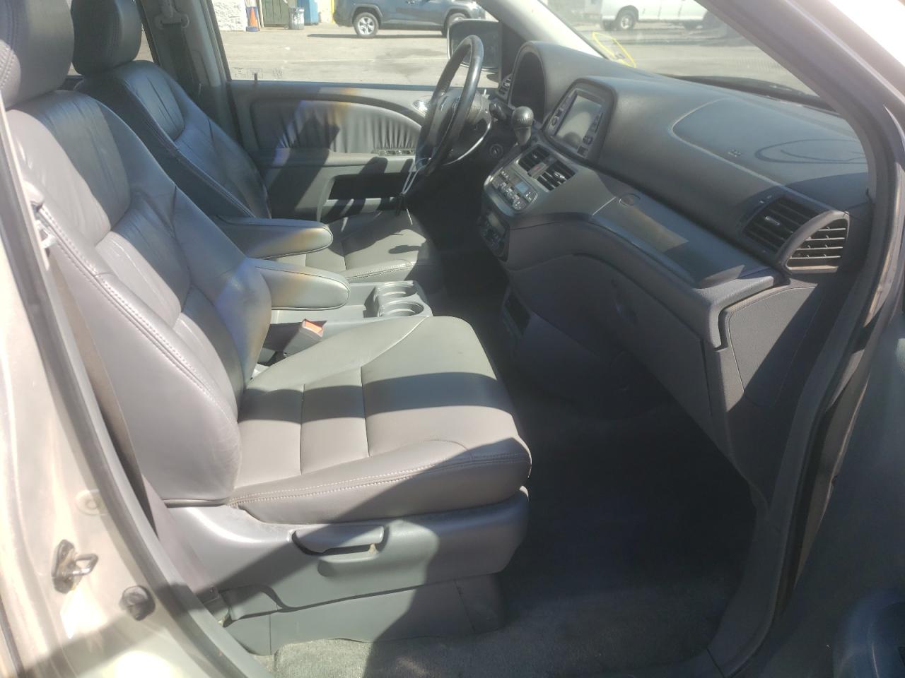 Photo 5 from auction – 2006 HONDA ODYSSEY EX with VIN 5FNRL38786B073841