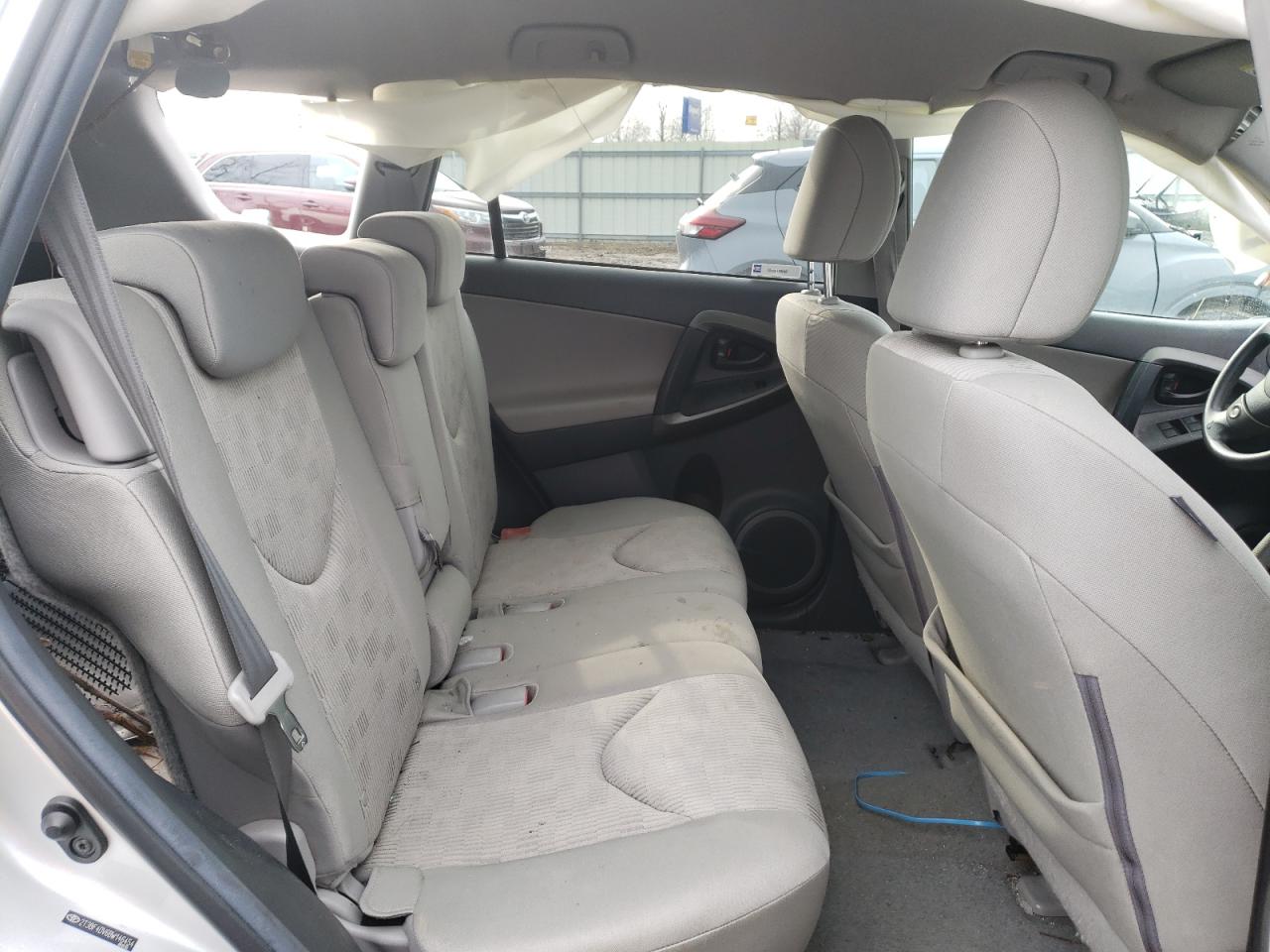 Photo 6 from auction – 2011 TOYOTA RAV4 with VIN 2T3BF4DV6BW146454