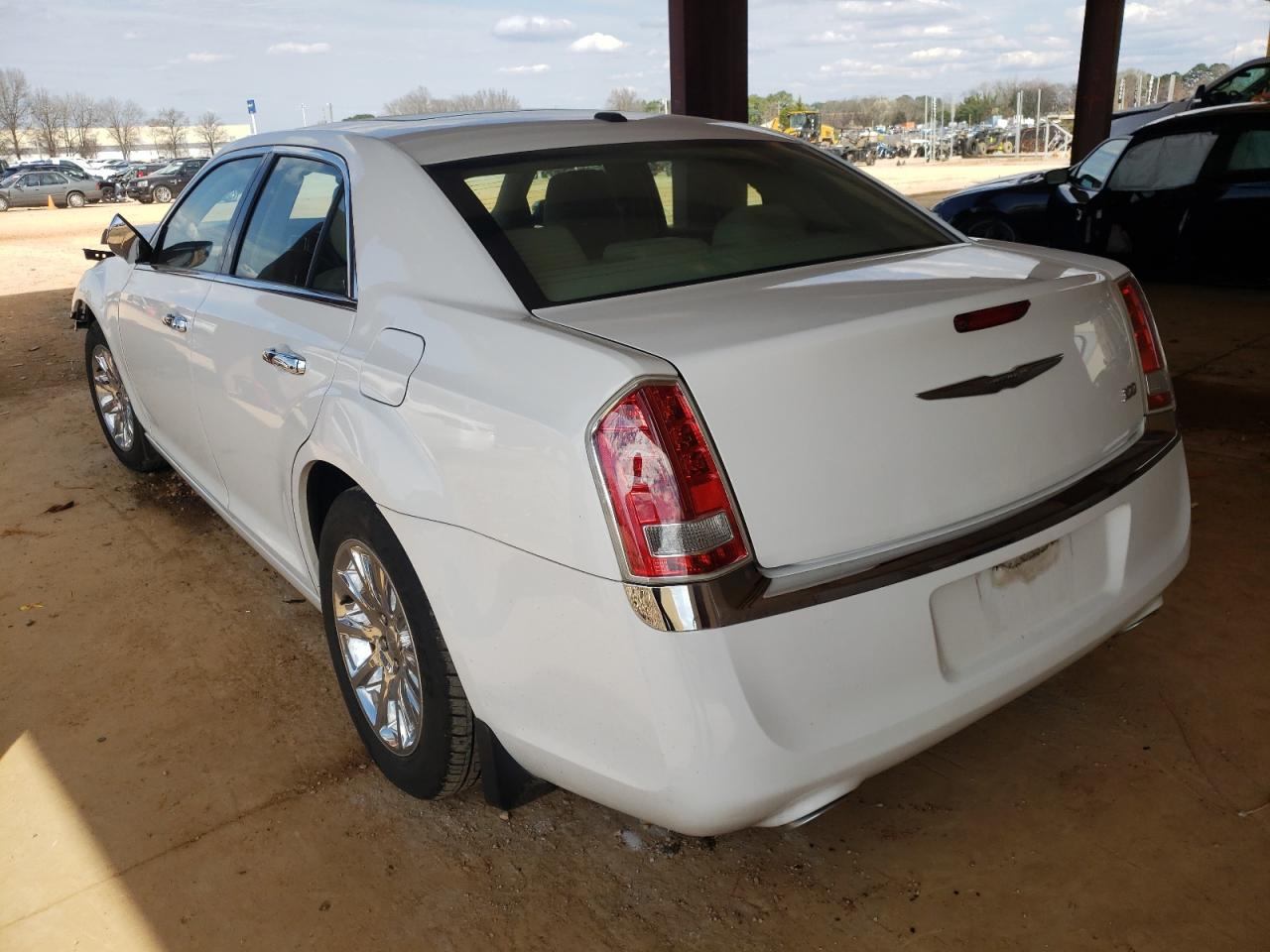 Photo 3 from auction – 2011 CHRYSLER 300 LIMITE with VIN 2C3CA5CG0BH549703
