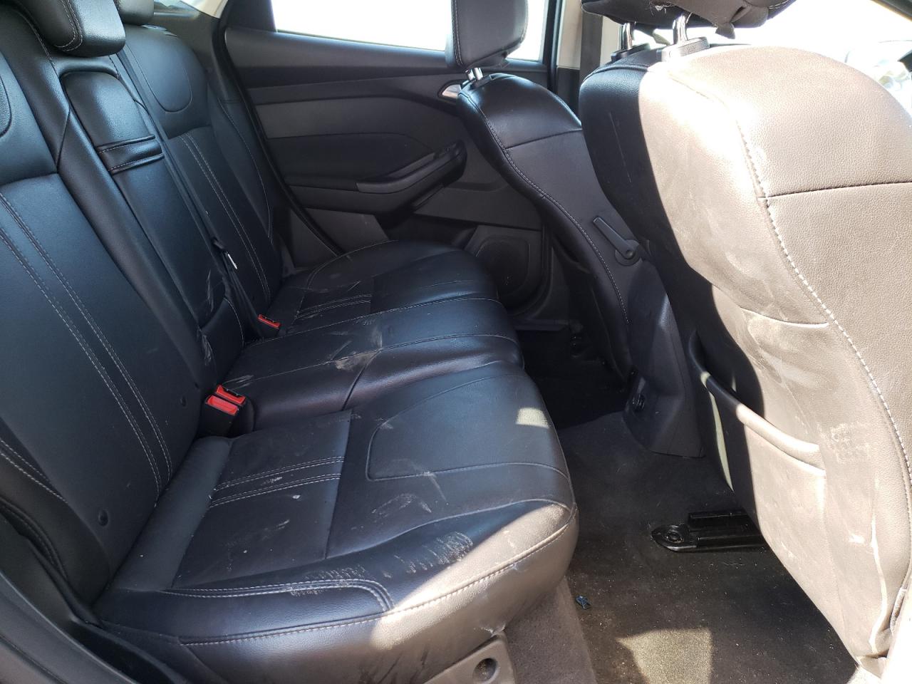 Photo 6 from auction – 2012 FORD FOCUS TITA with VIN 1FAHP3N29CL460955