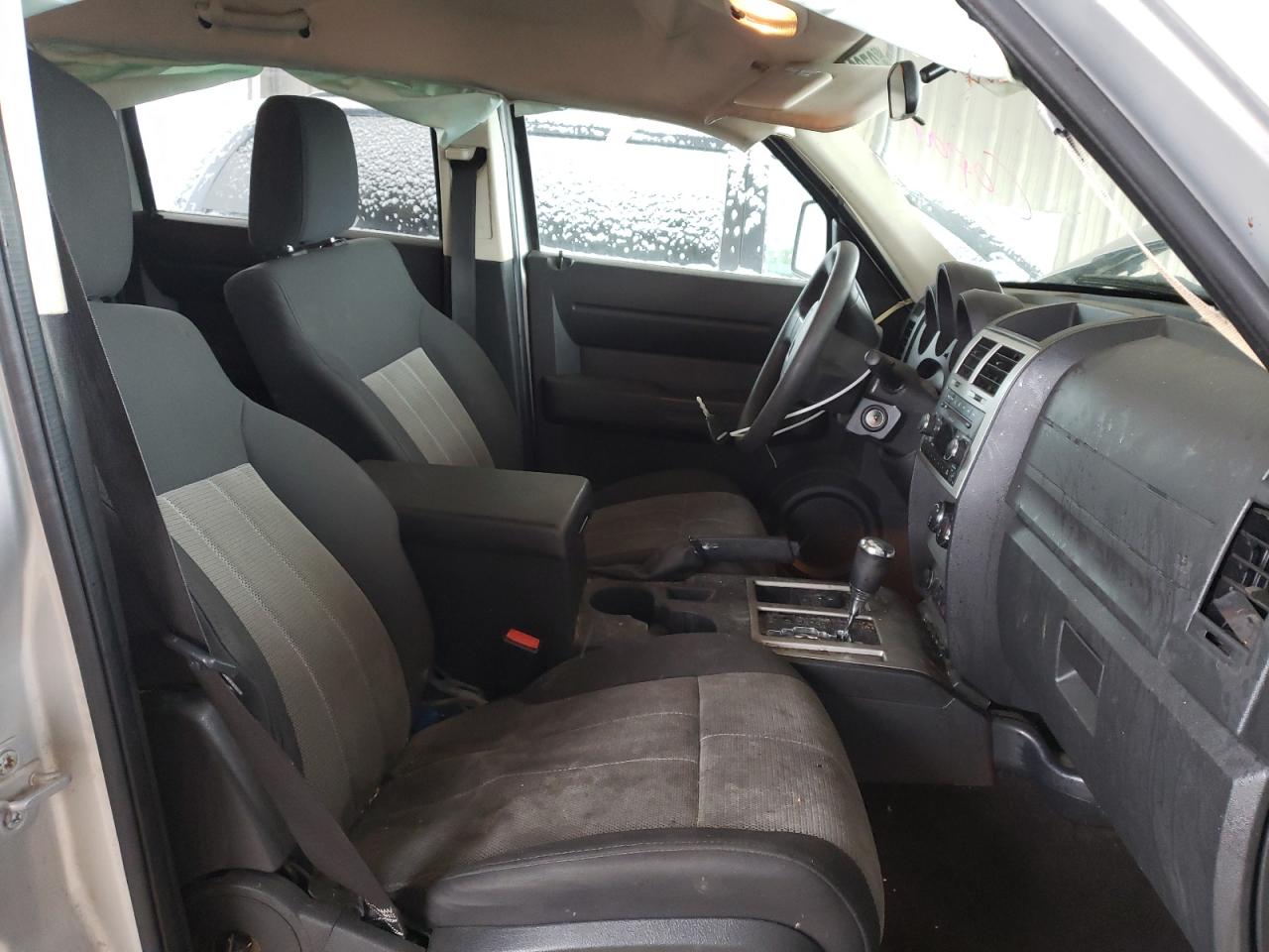 Photo 5 from auction – 2009 DODGE NITRO SE with VIN 1D8GU28K39W535260