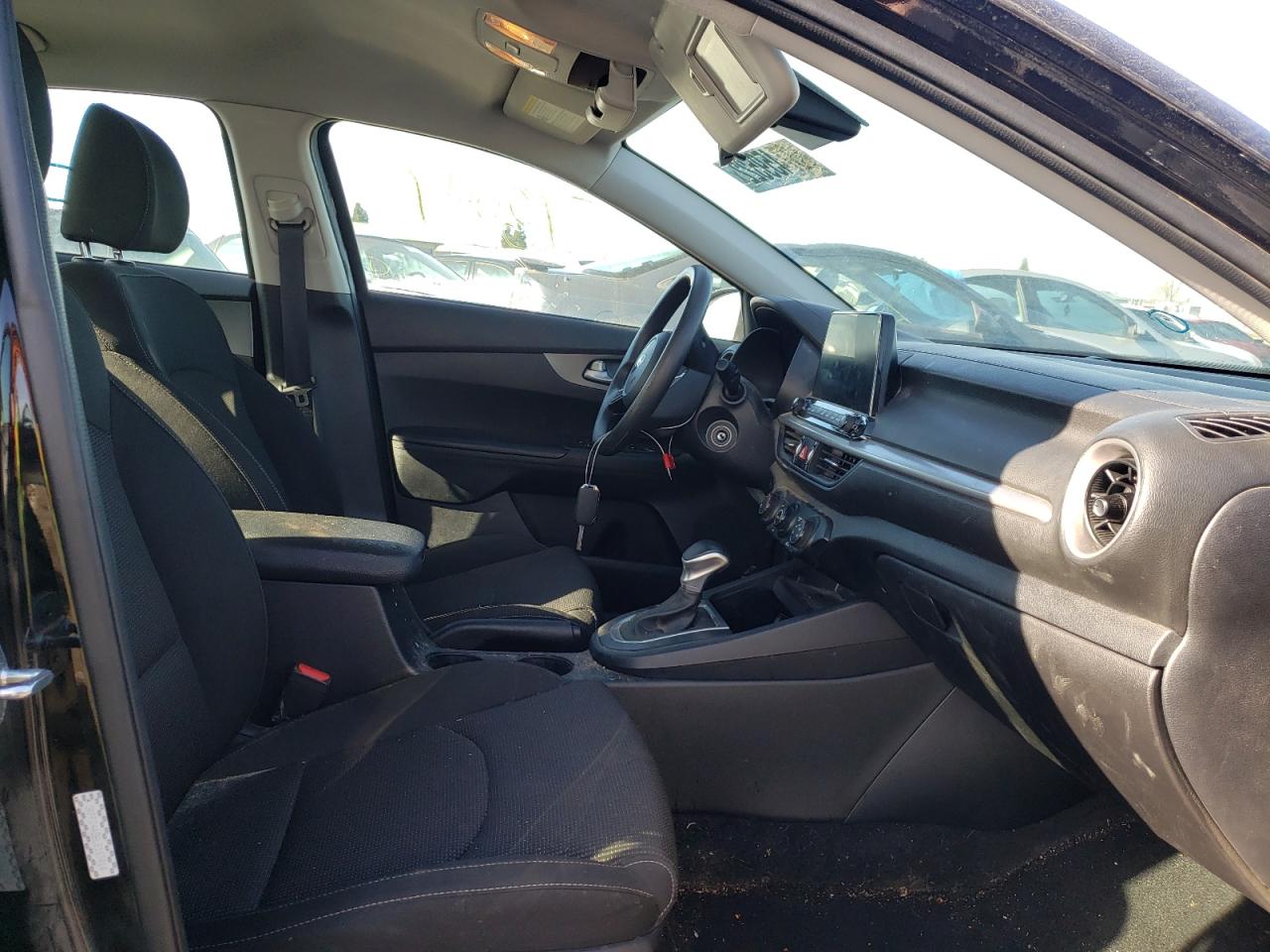 Photo 5 from auction – 2020 KIA FORTE FE with VIN 3KPF24AD8LE157414