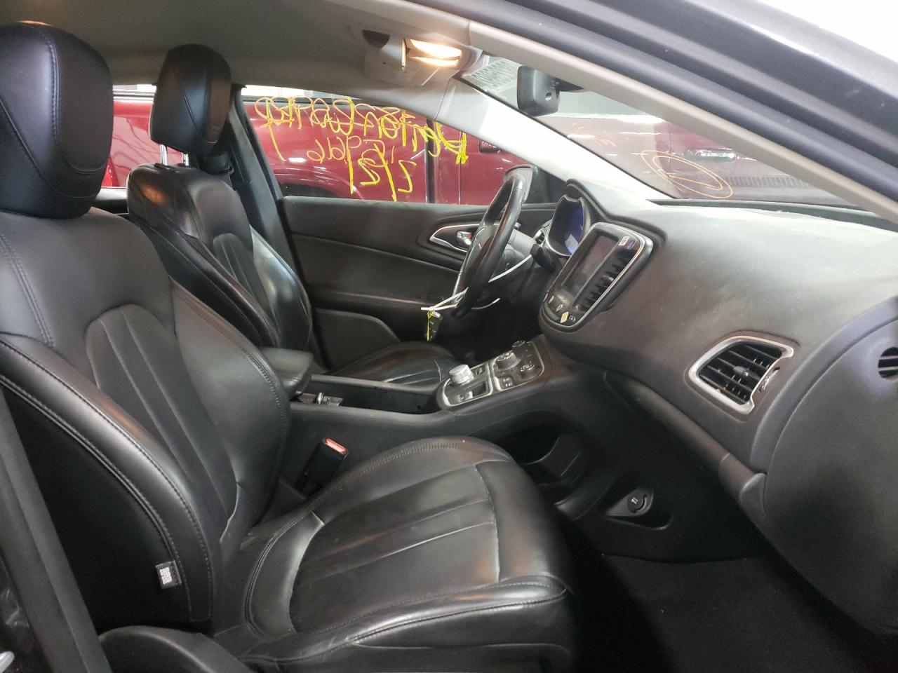 Photo 5 from auction – 2016 CHRYSLER 200 LIMITE with VIN 1C3CCCAB9GN177976