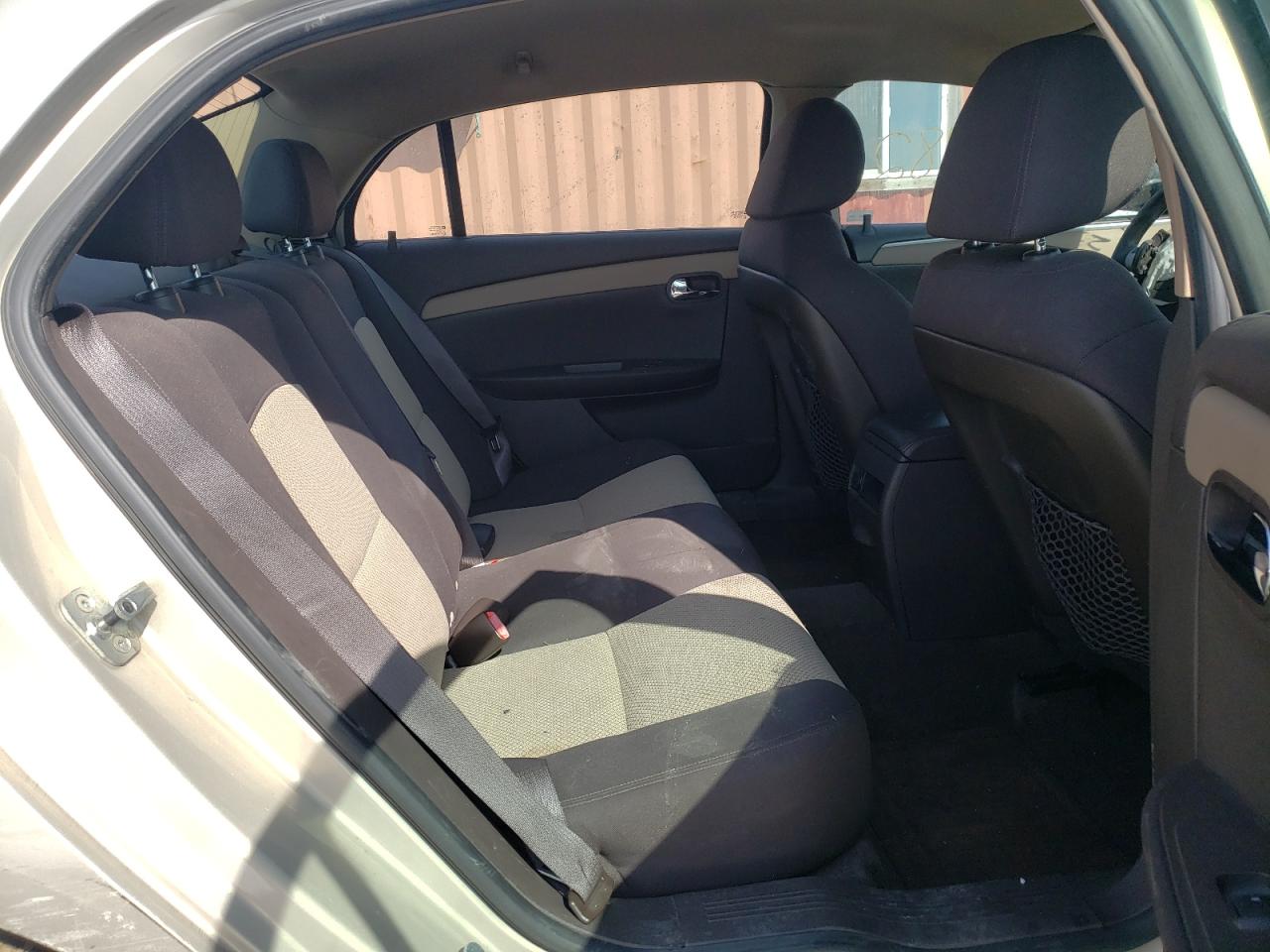Photo 6 from auction – 2010 CHEVROLET MALIBU LS with VIN 1G1ZB5EB5AF100921