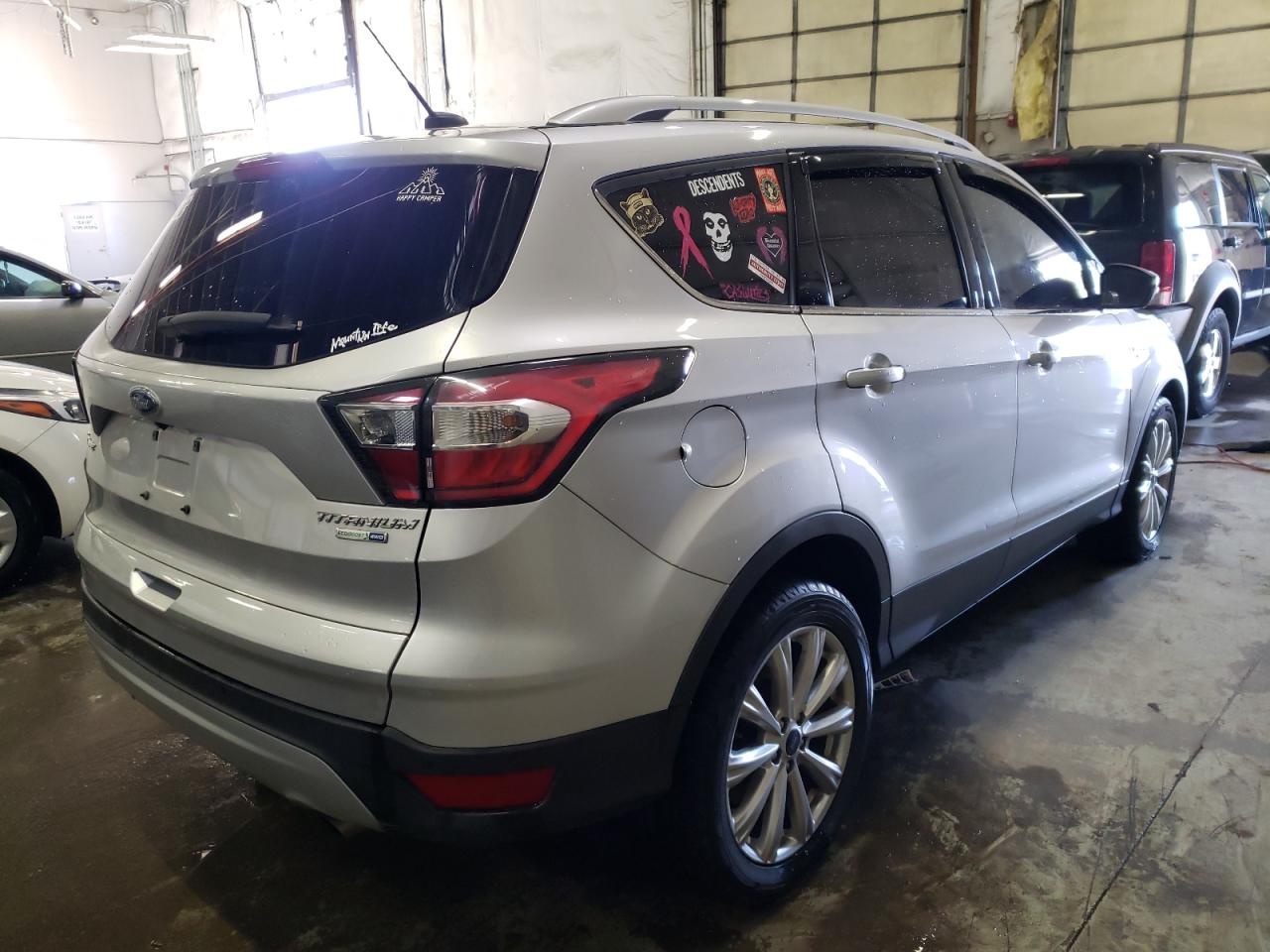 Photo 4 from auction – 2017 FORD ESCAPE TIT with VIN 1FMCU9J95HUA63243