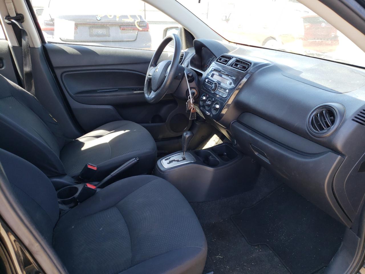 Photo 5 from auction – 2017 MITSUBISHI MIRAGE G4 with VIN ML32F3FJ2HH000705